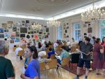 Abb. Eröffnung am 31. August 2024. Petersburger Hängung des Salons der Gegenwart im Saal des Kunsthauses Zofingen, Foto: Alex Winiger