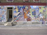 Alex Winiger, Constellation imaginaire de personnes à Ch., 2003, Silikat auf Mauer, 365x1035 cm Abb. Constellation imaginaire de personnes à Ch., 2003, Silikat auf Mauer, 365x1035 cm